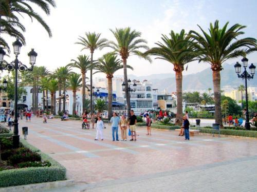 Apartamento En Nerja Extérieur photo